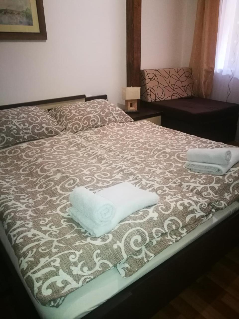 Rooms Aracic Славонски брод Екстериор снимка